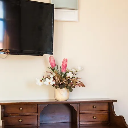 Bed & Breakfast La Borgata Rooms 4*