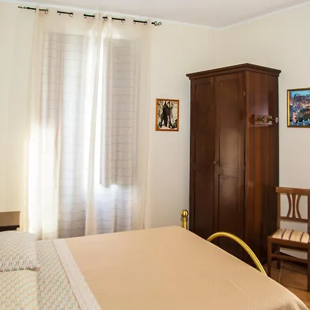 La Borgata Rooms Couette-café